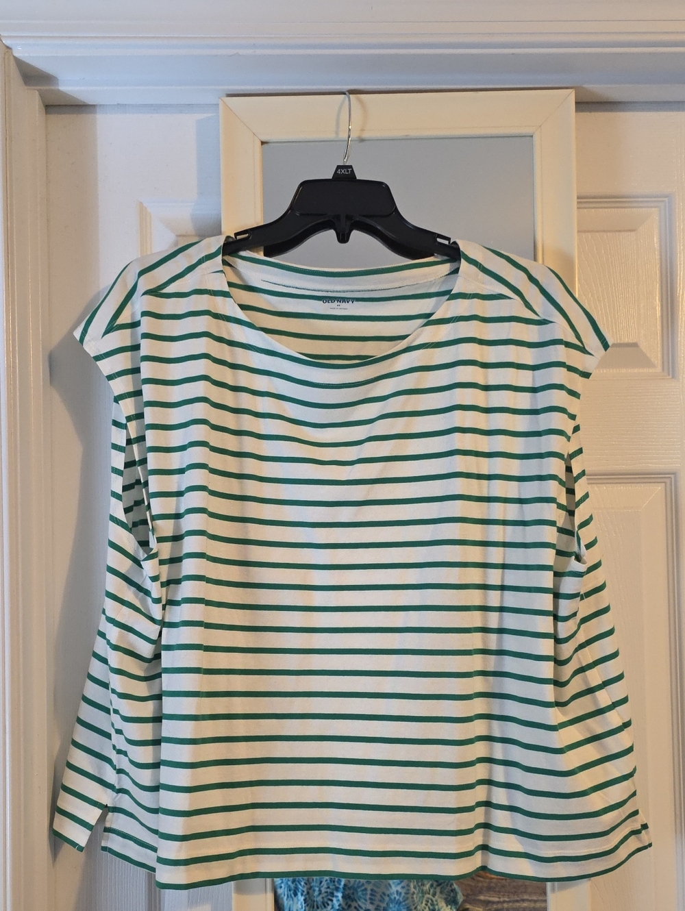Old Navy White and Green Striped Short Sleeve Crop Tee